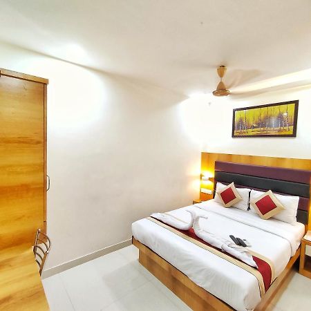 Gateway Suites Mumbai Exteriör bild